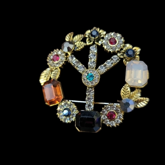 New Vintage Look Peace Brooch And Necklace Hook - Picture 1 of 7